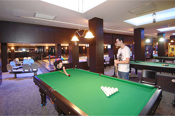  Susesi Luxury Resort Bowling Bar