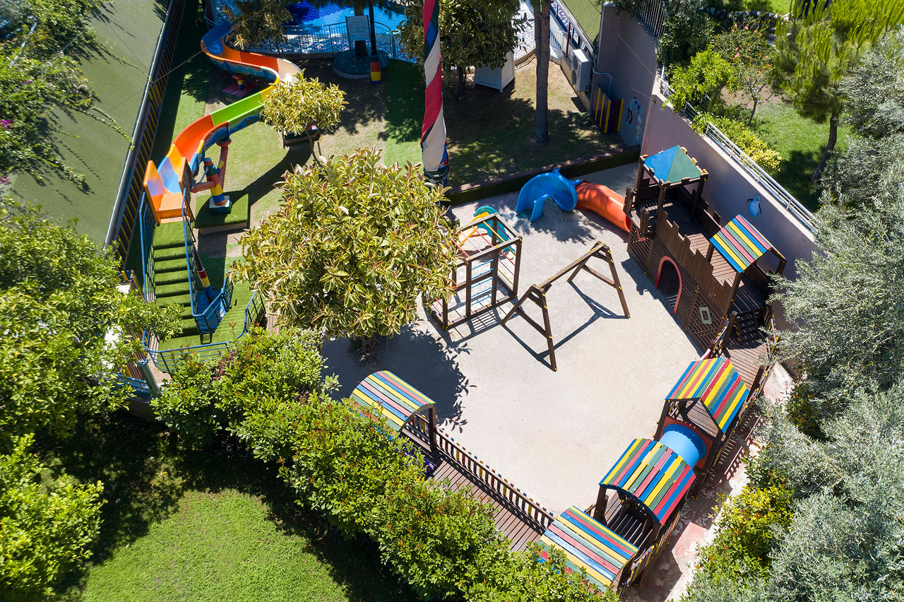 Susesi Otel Deneyimler Aile Cocuk Caretta Center Slider D6